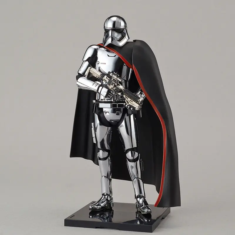 1/12 Captain Phasma 1