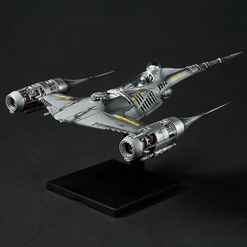 1/48 Mandalorian N-1 Starfighter 1