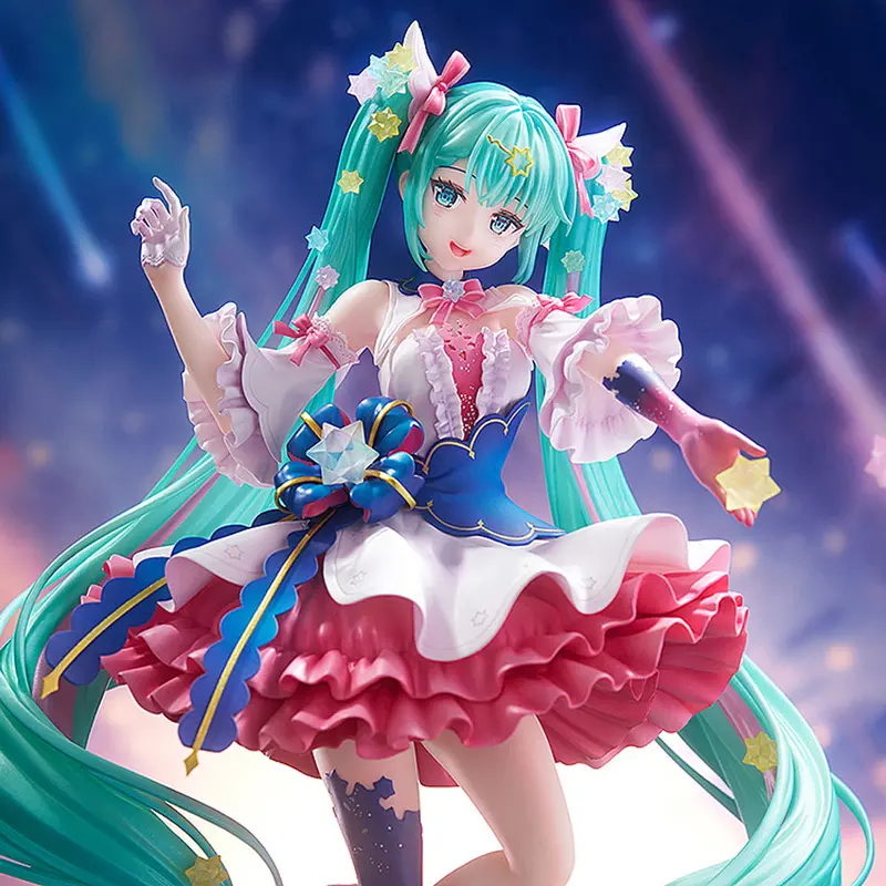 1/7 Creators Collection Figure: Hatsune Miku Rosuuri Ver. 1