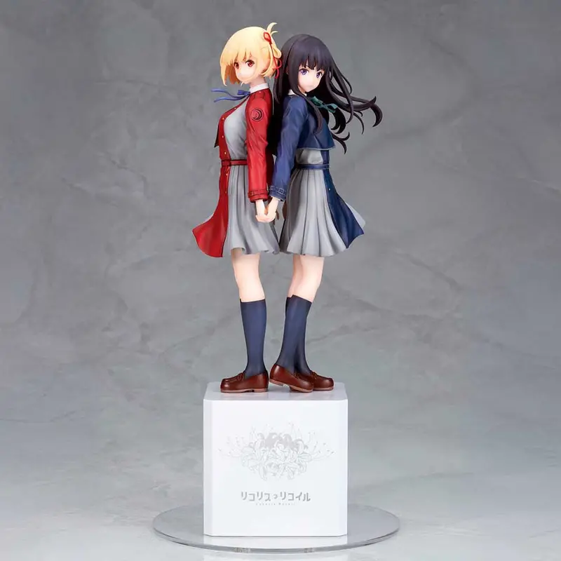 1/8 Chisato Nishikigi & Takina Inoue (Lycoris Recoil) 1
