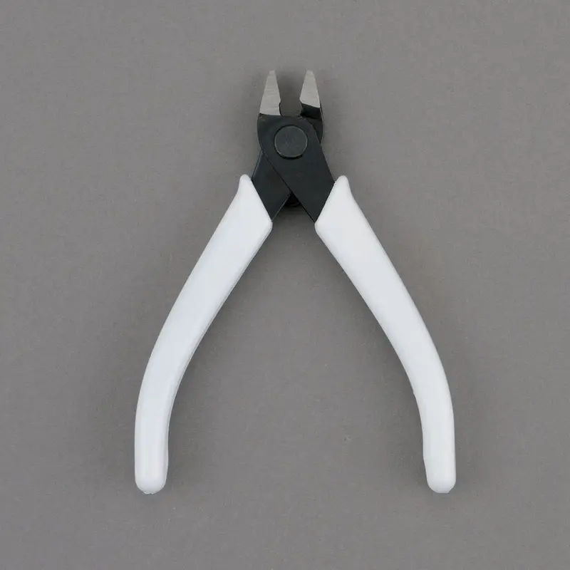 Bandai Spirits Entry Nipper (White) 1