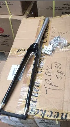 Bontrager Trek 5000 公路碳纖維前叉 / Bontrager Trek 5000 Carbon Fork 1