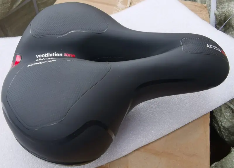 Cen Support 大坐位-黑紅色 / Cen Support Saddle-Black / Red 1