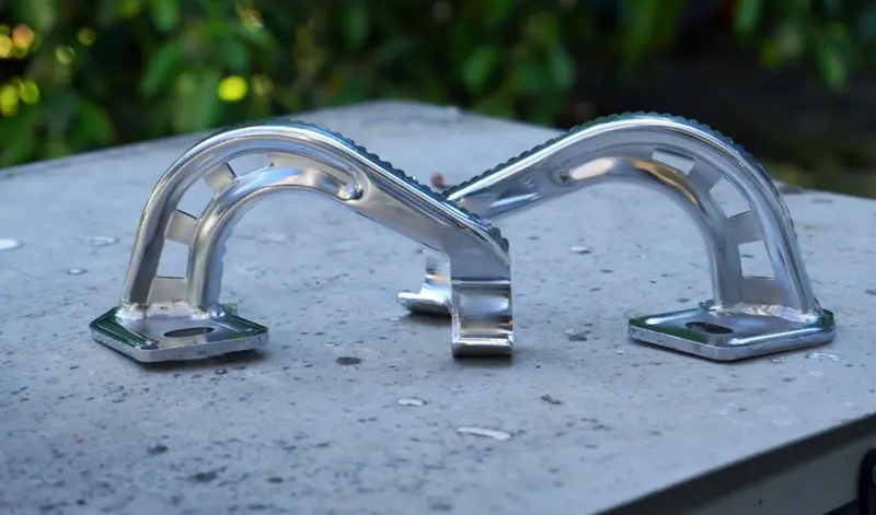 街車高馬踏(舊馬踏) 電鍍色 / Street Bike Pegs S2-Ti 1