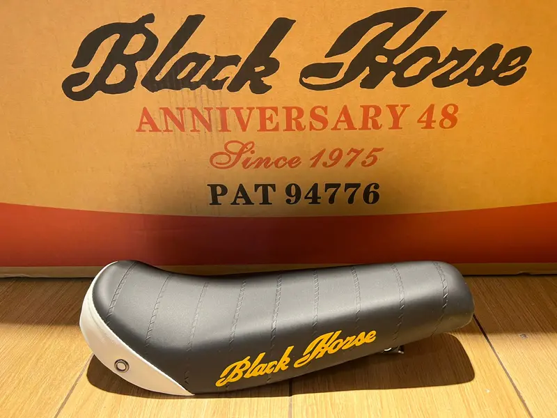 黑馬mx48週年坐位 / Black Horse Mx48 Annual Seat 1