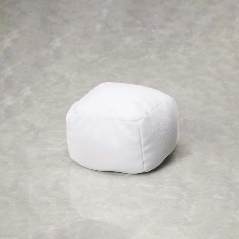 Figure Relaxing Cushion White 1