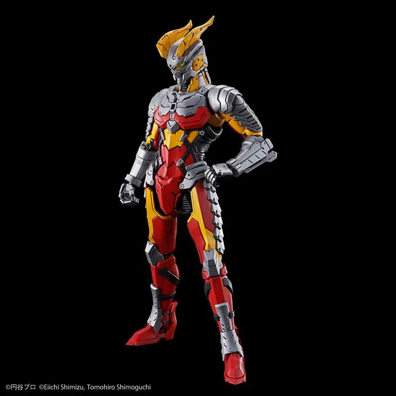 Figure-Rise Standard Ultraman Suit Zero -Action- 2