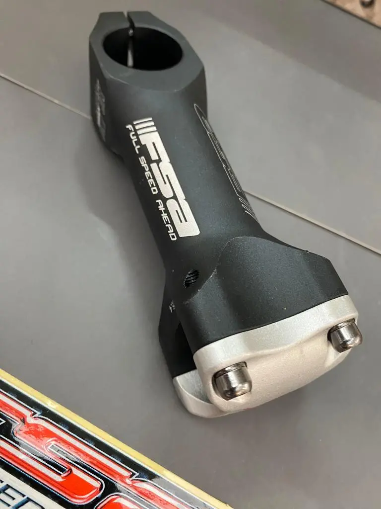 Fsa Xc-170 車頭柱~25.4X6x105mm~黑色 / Fsa Xc-170 Stem Laser Graphic~25.4X6x105mm 1