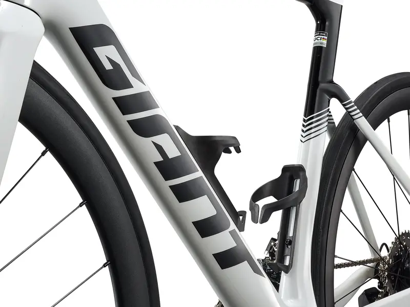 Giant 2027 Propel Advanced 2 公路車 4