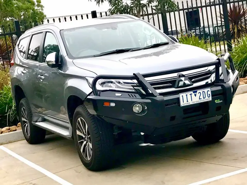 Ironman 4X4 Commercial Deluxe Bull Bar For Mitsubishi Pajero Sport Qe 11/2016 To 6/2019 2