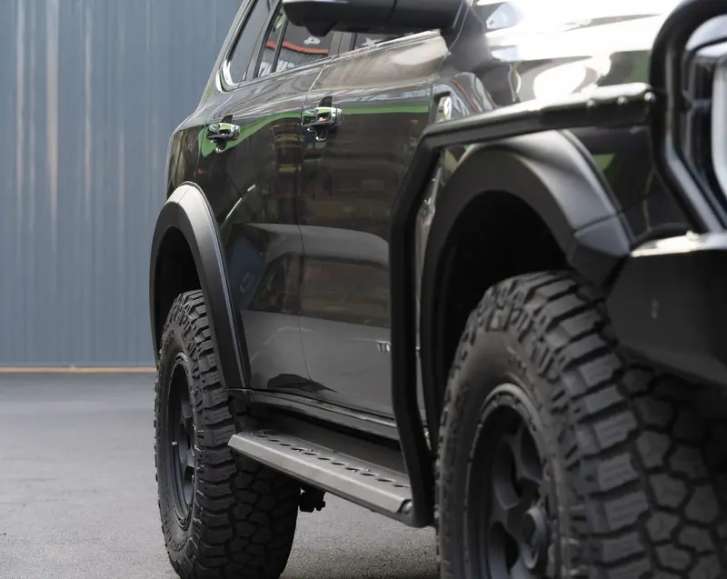 Ironman Steel Side Steps & Optional Rails For Isuzu Mux 2021+ 2