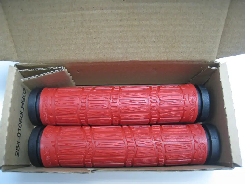 Lizard Skins North Shore 手筒~紅黑色~散裝 / Lizard Skins North Shore Grip~Red~Oem 1