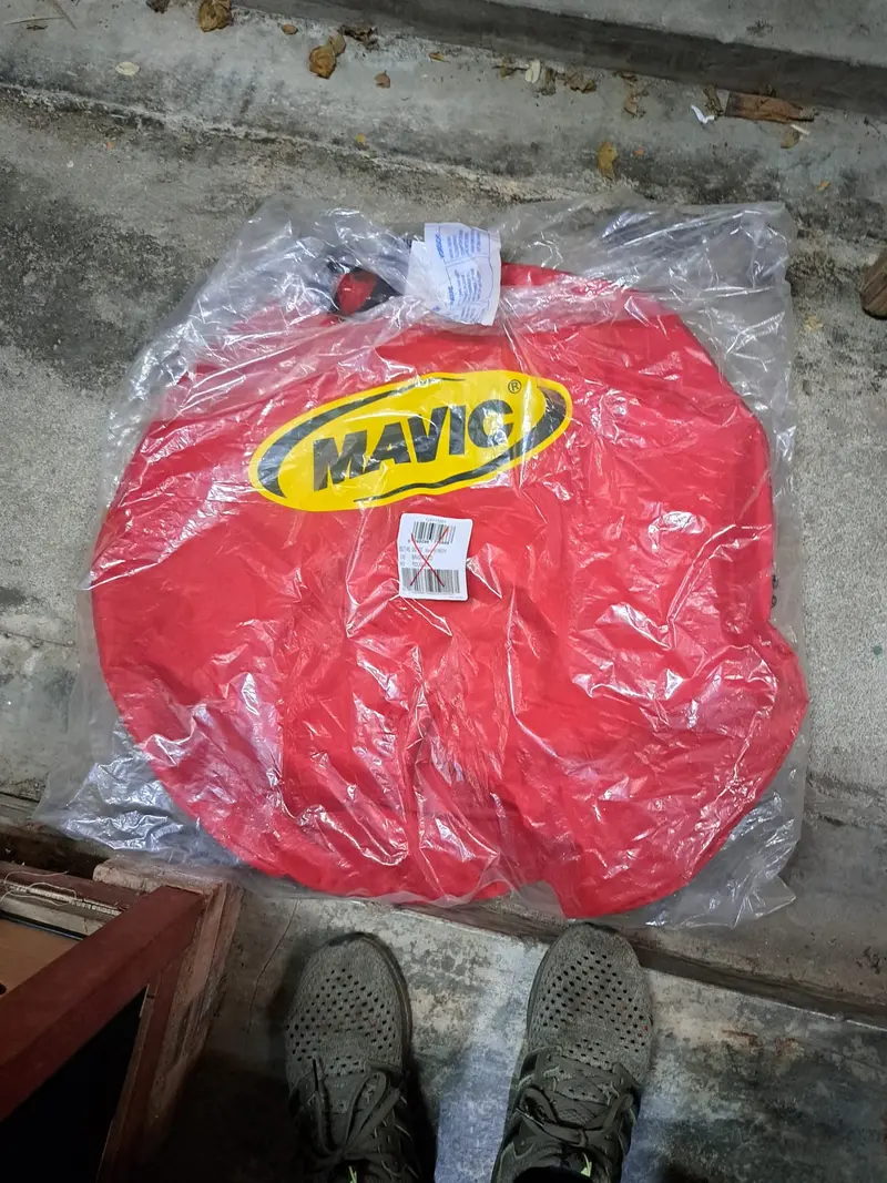 Mavic Ksyrium Es 特別版轆袋~紅色/ Mavic Ksyrium Es Wheelbag~Red 1