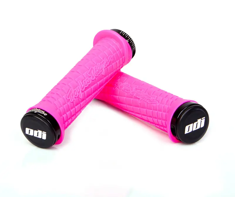 Odi X Troy Lee Designs Signature 爬山車手筒鎖碼套裝/ Odi X Troy Lee Designs Signature Mtb Lock On Grips 4