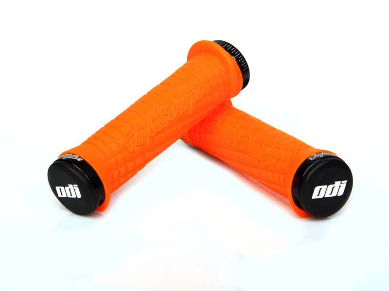 Odi X Troy Lee Designs Signature 爬山車手筒鎖碼套裝/ Odi X Troy Lee Designs Signature Mtb Lock On Grips 4