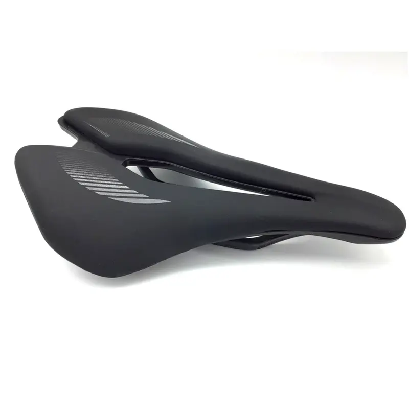 Pinarello Lynxs Ultrafast Superflow 碳纖座位~黑色 / Pinarello Lynxs Ultrafast Superflow Carbon Saddle~Black 1