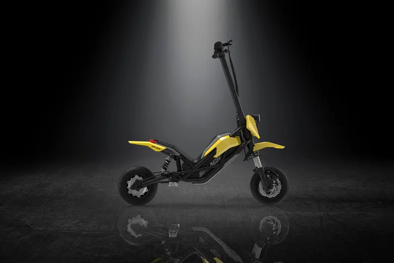 Splach Transformer - A Transformable Motorbike-Like E-Scooter 1