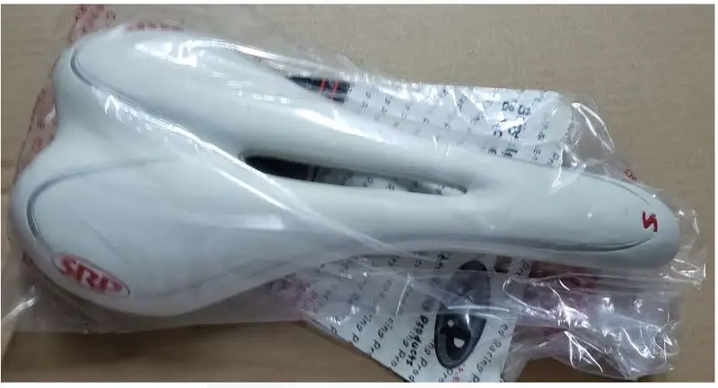 Srp 鈦( Rail) 邊中間通孔座位190克 (1133U)白色 / Srp Racing Rail Titanium Saddle With Holes 190G 1