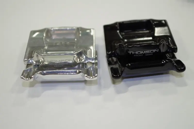 Thomson Sp-H005sl 座通上下蓋用在大尺碼座位軌銀色 / Thomson Sp-H005sl Top & Bottom Clampsets 1