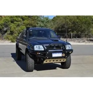Xrox Bull Bar For Mitsubishi Triton Mk 07/2001 To 07/2006 1