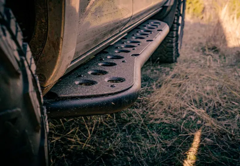 Cali Raised Rock-Slider Step Edges For 2005–2023 Toyota Tacoma – Double Cab Short Bed, Includes Kick-Out & Bed Liner Compatibility 1